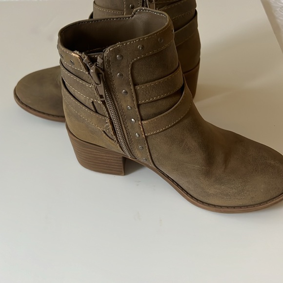 Girls MIA Bellah Brown Booties - Picture 5 of 6